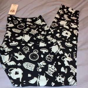 HP🎊🎊Disney Alice in Wonderland Leggings